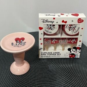 Disney Mickey & Minnie Cupcake Liners & Toppers set of 48 and Cupcake stand NWT